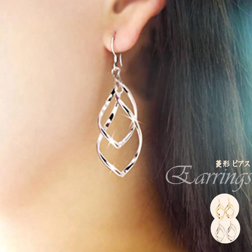 多層デザインの菱形ピアス レディースフック型イアリング 小顔効果でパーティやフォーマルにも最適な耳飾りアクセサリー