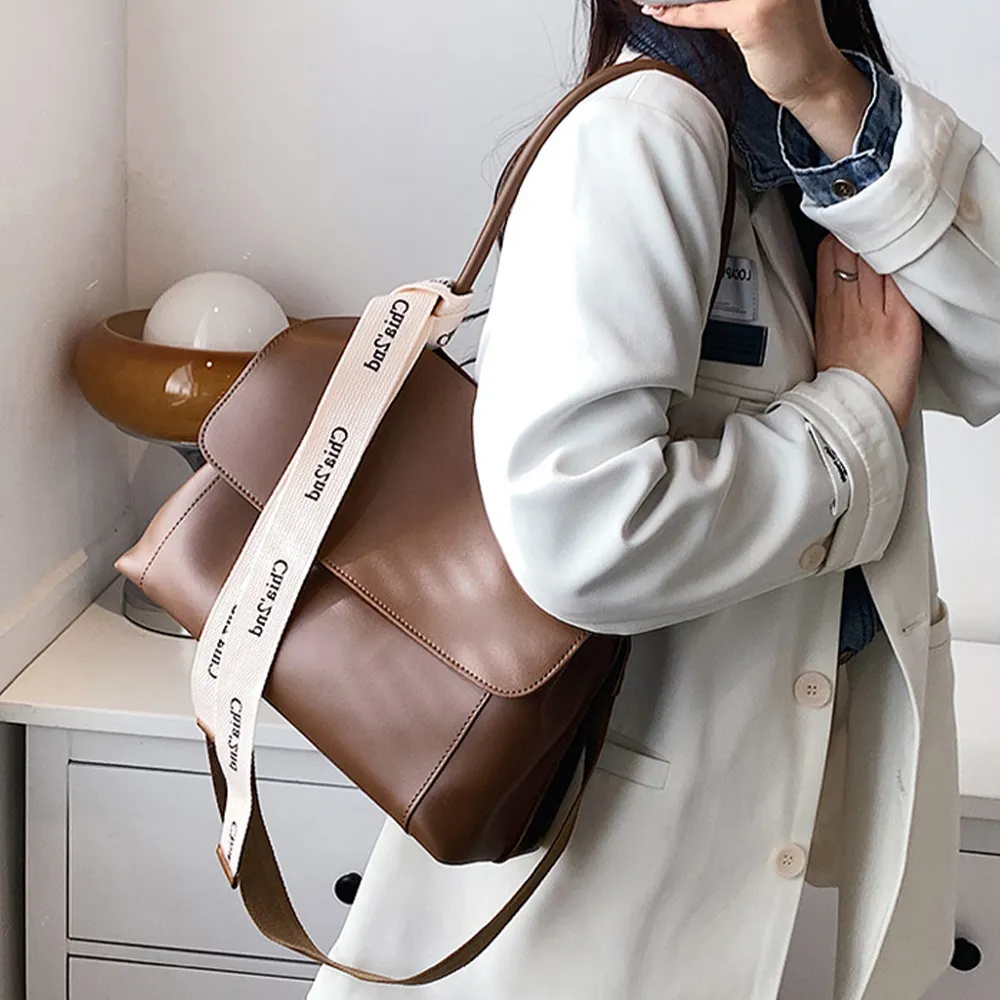 ワンハンドルデザイン PUレザー2WAYトートバッグ 韓国風オフィスカジュアル 大容量肩掛けかばん 上品レディース