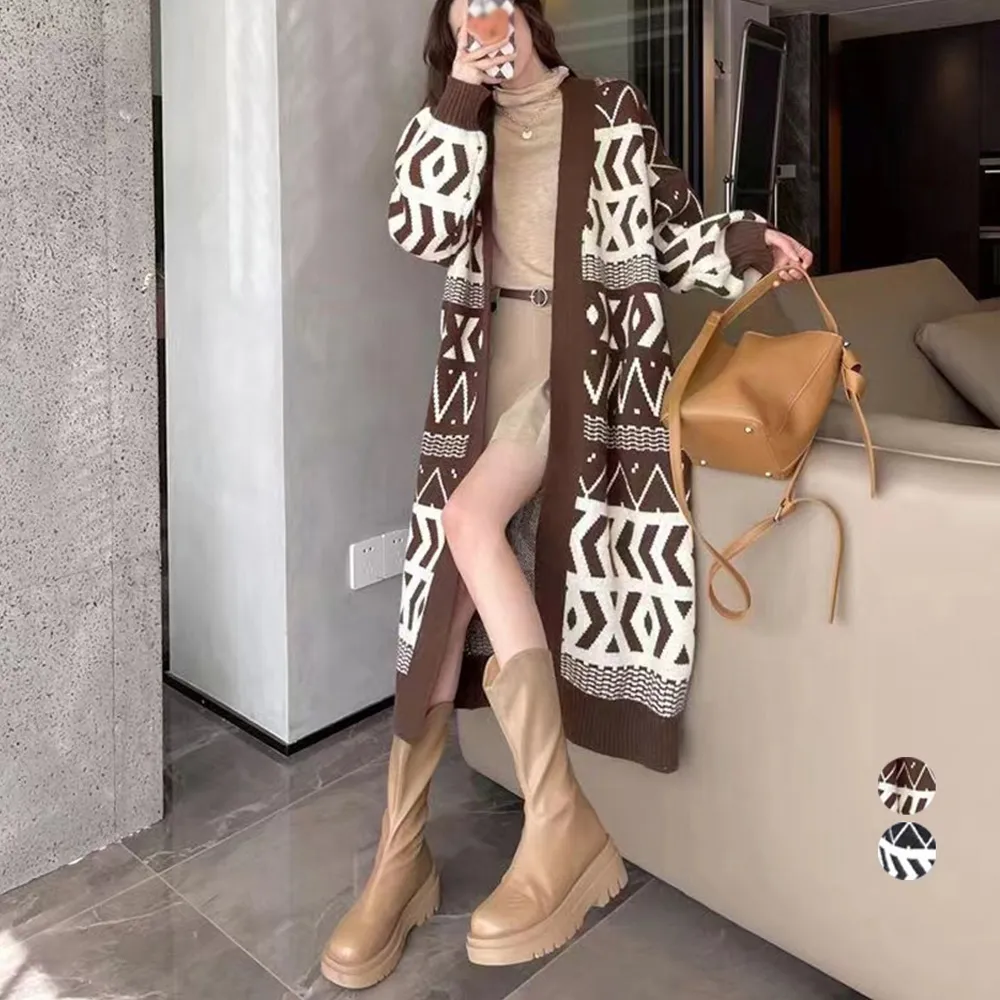 幾何学柄ニットロングカーディガン レディース韓国風冬服 華奢見え ゆったりシルエット アクリル混紡素材