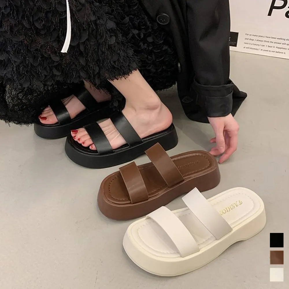 厚底ベルトフラットサンダル 美脚設計で歩きやすいコンフォートシューズ | 黒/アイボリー/ブラウン