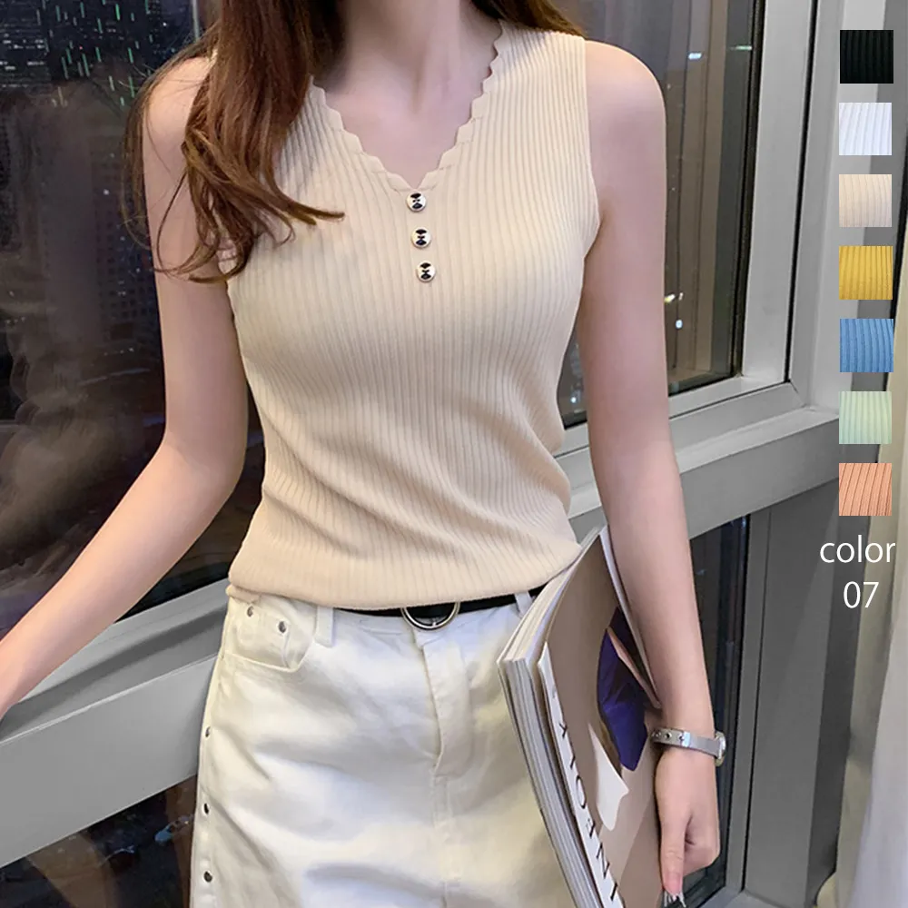 Vネックタンクトップ ノースリーブインナー 伸縮性抜群のリブニットキャミソール 着回しOKな夏服コーディネート