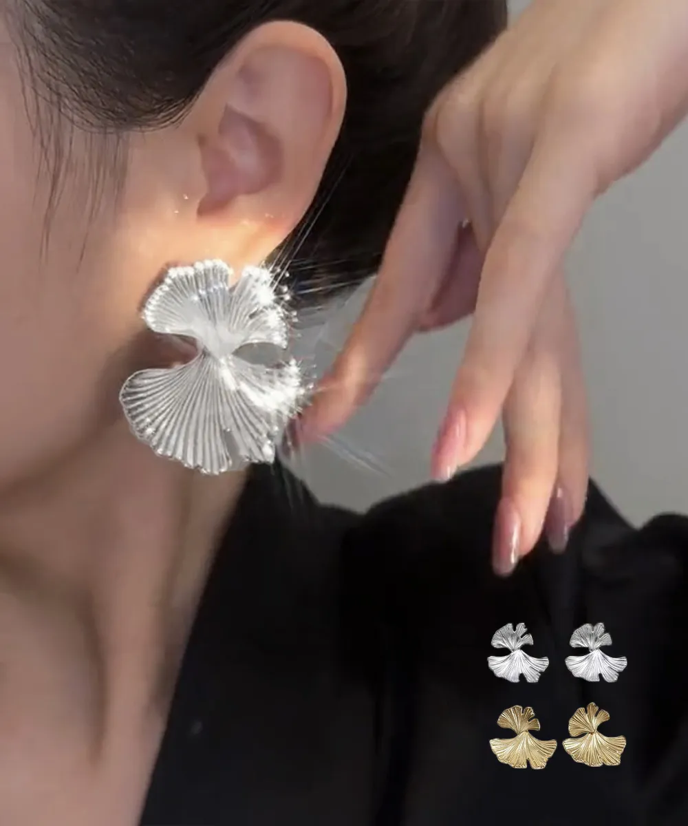 大ぶりメタルピアス 耳飾り 韓国風