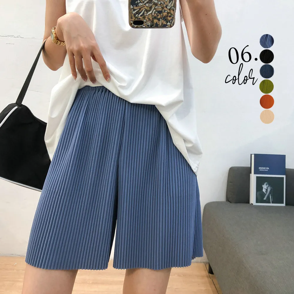 ハイウエストプリーツショートパンツ ワイドシルエットで体型カバー 着やせ効果と接触冷感の大人カジュアルパンツ