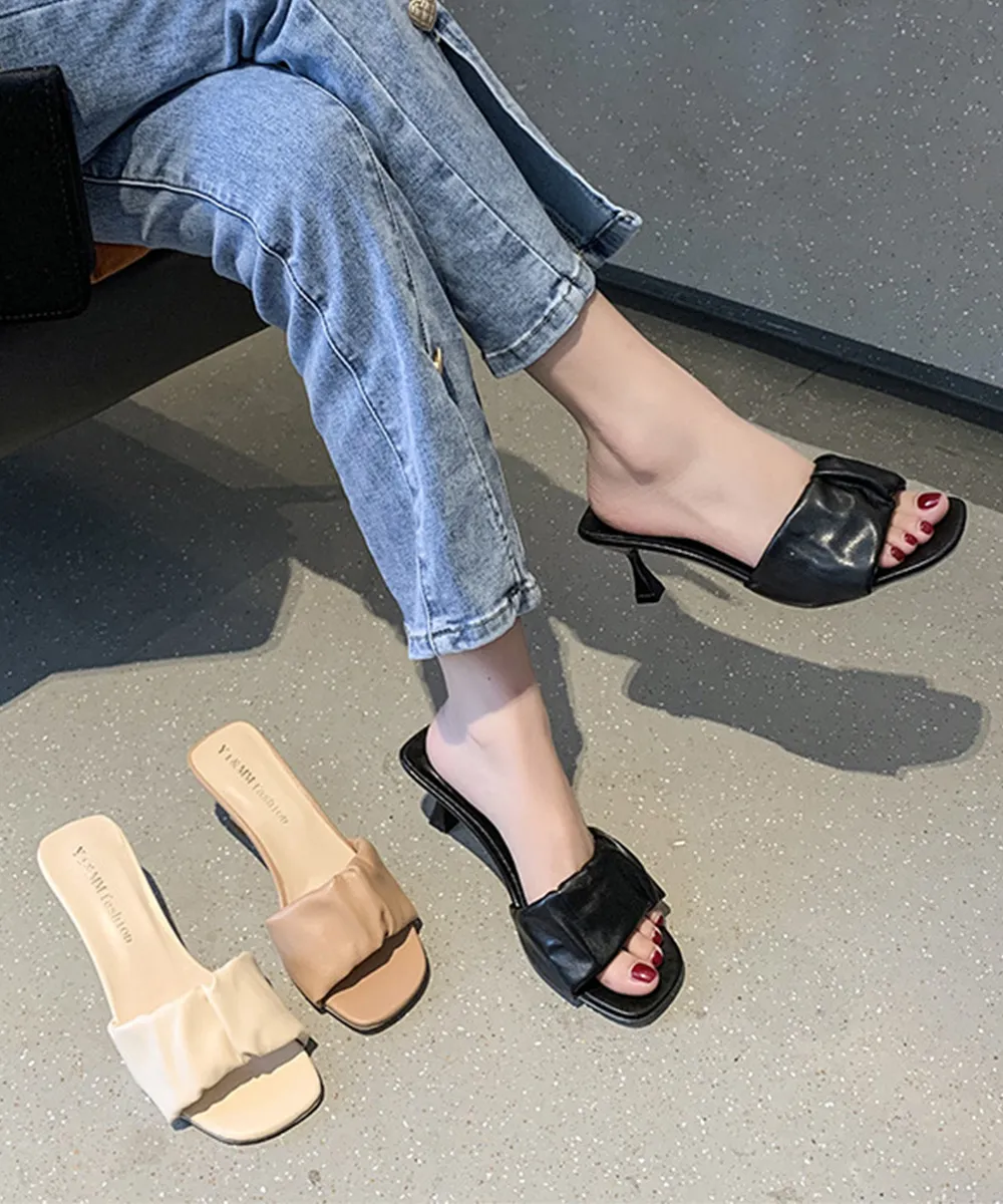 ミドルヒールで美脚効果♪ ギャザーがアクセントのスクエアトゥミュールサンダル | レディース春夏向け おしゃれな大人フェミニン履きやすい靴